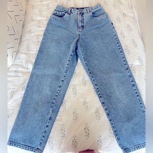Bill Blass Easy Fit Mom Jeans